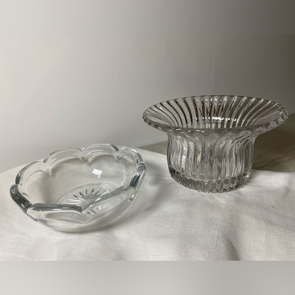 Heisey - Two glassware Heisey pieces, both marked with the “H” on the bottom.